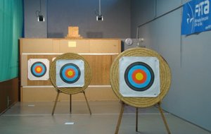 Une belle salle prête à recevoir les archers